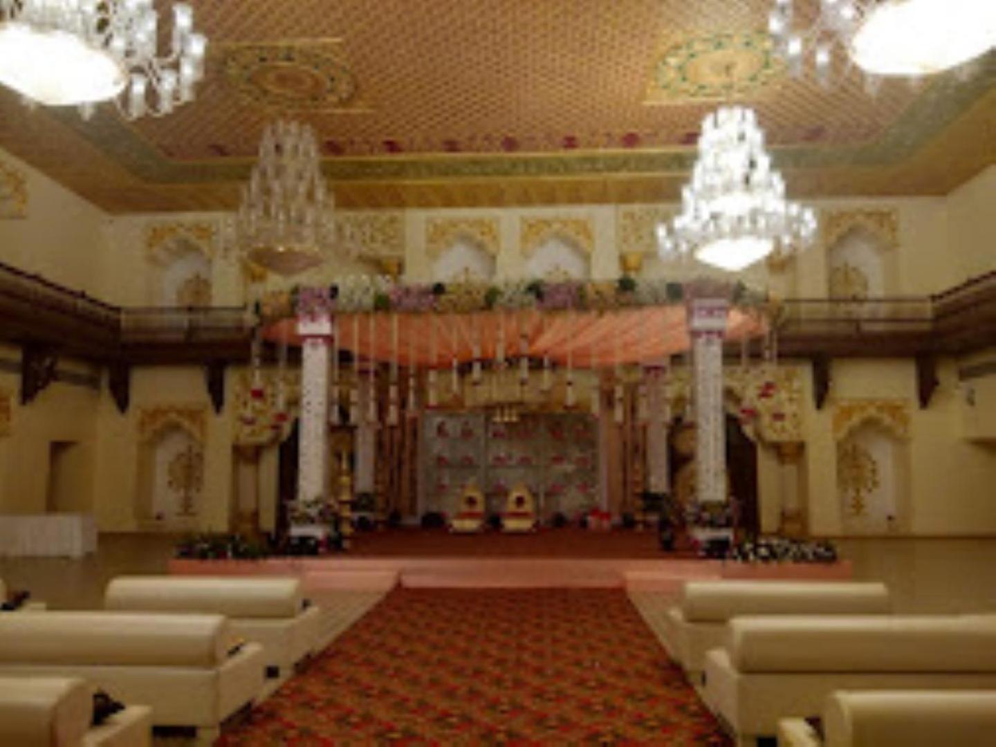 Laxminarayan Club & Resort Vadodara Eksteriør bilde