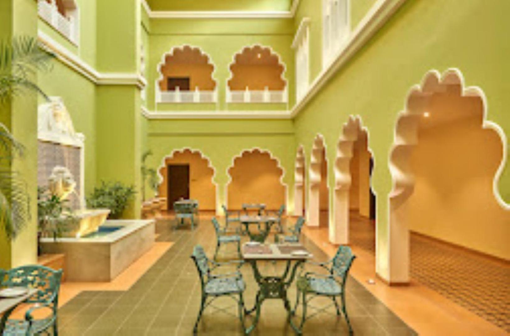 Laxminarayan Club & Resort Vadodara Eksteriør bilde